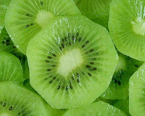 Kiwi, il frutto con il nome da uccello